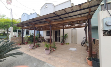 Casa en venta urbanización Ciudad del Sol, Manta