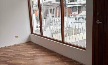 renta casa comercial  con patio 6 parqueos  ideal para guarderías, gimnasios oficinas o restaurante cerca Carolina