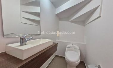 CASA EN VENTA EN CIUDAD COUNTRY