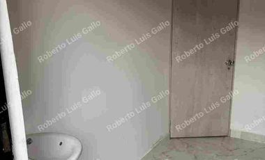 Vendo casa 1er. piso con local en manrique central