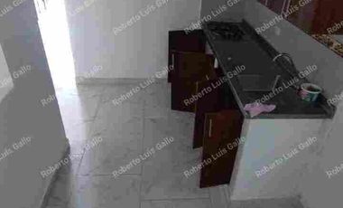 Vendo casa 1er. piso con local en manrique central
