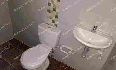 Vendo casa 1er. piso con local en manrique central