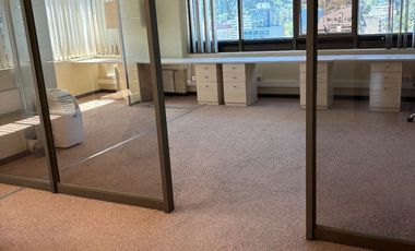 Oficina 78 m2, privados, planta libre. Torre Ligure, Barros Arana 452, Concepción