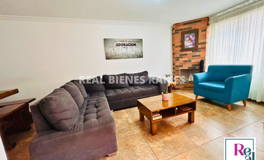 SE ARRIENDA HERMOSA Y AMPLIA CASA EN UNIDAD ABIERTA