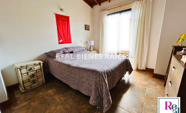 SE ARRIENDA HERMOSA Y AMPLIA CASA EN UNIDAD ABIERTA