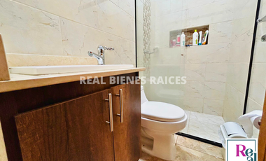 SE ARRIENDA HERMOSA Y AMPLIA CASA EN UNIDAD ABIERTA