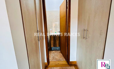 SE ARRIENDA HERMOSA Y AMPLIA CASA EN UNIDAD ABIERTA