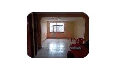 🏡✨ Se Vende Hermosa Casa De 4 Pisos + Azotea ✨🏡