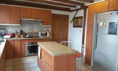 Casa de renta, amoblada, sector Santa Rosa, Tumbaco