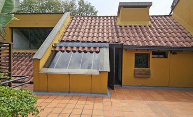 Venta de apartamento dúplex, 3 alcobas y terraza. Envigado, Zúñiga
