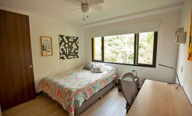 Venta de apartamento dúplex, 3 alcobas y terraza. Envigado, Zúñiga