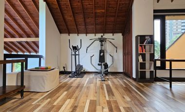 Venta de apartamento dúplex, 3 alcobas y terraza. Envigado, Zúñiga