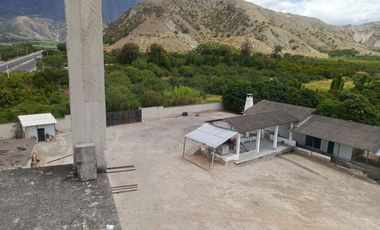 Terreno en Venta de 16.200 m² en Ambuquí – Frente a la Panamericana (79 metros de frente)