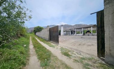 Terreno en Venta de 16.200 m² en Ambuquí – Frente a la Panamericana (79 metros de frente)