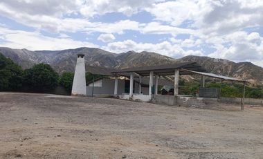 Terreno en Venta de 16.200 m² en Ambuquí – Frente a la Panamericana (79 metros de frente)