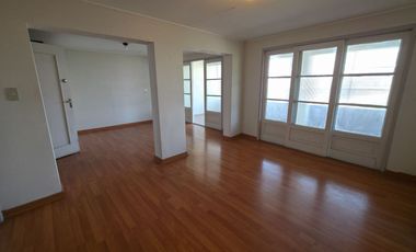 Casa en Arriendo en sector residencial Av. Argentina - Comuna San Ramón