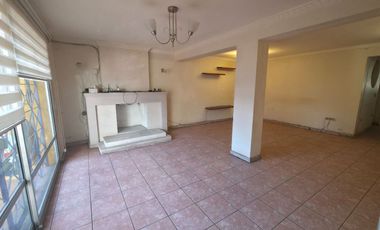 Casa en Arriendo en sector residencial Av. Argentina - Comuna San Ramón