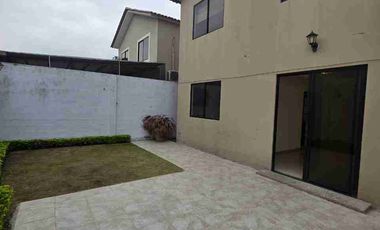 Casa de Venta en Urb. Ciudad Celeste Etapa La Cristalina