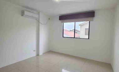 Casa de Venta en Urb. Ciudad Celeste Etapa La Cristalina