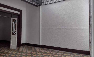 ARRIENDO casa nivel 1, Manrique Medellín $2.625.000 usó vivienda y $3.300.000 usó comercial