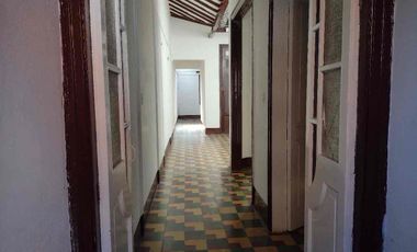 ARRIENDO casa nivel 1, Manrique Medellín $2.625.000 usó vivienda y $3.300.000 usó comercial