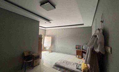 Dijual rumah 2 lantai di Golden city bekasi utara