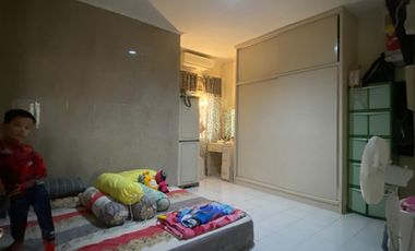 MAU PINDAH !! Rumah Siap Huni BSK Jakasampurna Bekasi, View Taman, Dekat Kemana-Mana