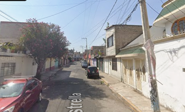 EXCELENTE CASA UBICADA EN IZTAPALAPA