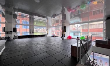 LOCAL DOS NIVELES AVENIDA 15 ZIPAQUIRA CUNDINAMRACA