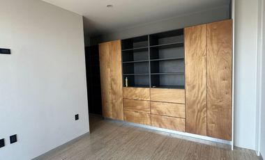 HANDIKO JURIQUILLA $ 23 500