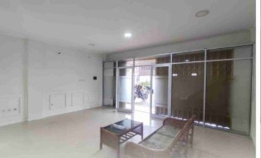 disewakan murah ruko 2 lantai jln.gito gati ngaglik sleman yogya.