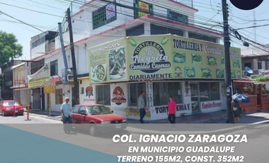 Inmueble en esquina con uso de suelo comercial, frente a Trásito del Municipio de Guadalupe.