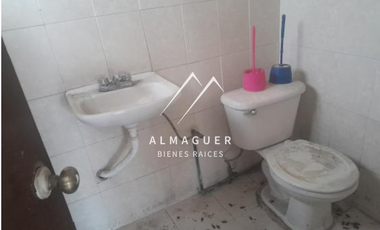 Inmueble en esquina con uso de suelo comercial, frente a Trásito del Municipio de Guadalupe.