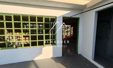 Inmueble en esquina con uso de suelo comercial, frente a Trásito del Municipio de Guadalupe.