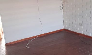 CASA AMPLIADA DE 1 PISO, 3 HAB, 2 BÑ, LOS JARDINES 01439 DE SAN BERNARDO