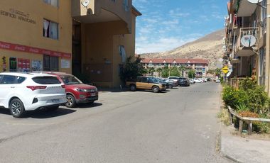 Departamento en condominio Alto de la Campiña II. Alcalde Juan Larenas / Pedro Riveros Quilicura