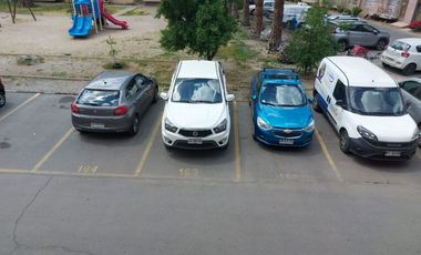 Departamento en condominio Alto de la Campiña II. Alcalde Juan Larenas / Pedro Riveros Quilicura