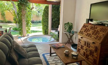 Venta de casa en el centro de Avandaro