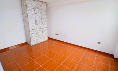 🏡 AMPLIO DEPARTAMENTO EN CUARTO PISO – URB. SALAMANCA, ATE 🏡
