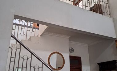 Jual Rumah 6 Kamar Dalam Komplek Perumahan Mergangsan Jogja, Cocok Untuk Keluarga & Investasi