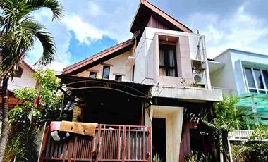 Rumah  murah 2 lantai 144m² di Cempaka Putih Tengah