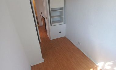 INMEJORABLE CASA DE 2 PISOS, PAREO SIMPLE, PIEDRA ROJA 65, QUILICURA.