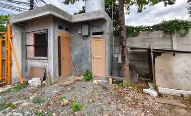 Disewakan tanah lahan di Daan Mogot 20 x 51 m2 Lt 1.175 m2 hadap selatan, cocok untuk di bangun gudang/ Padel / lapangan olahraga