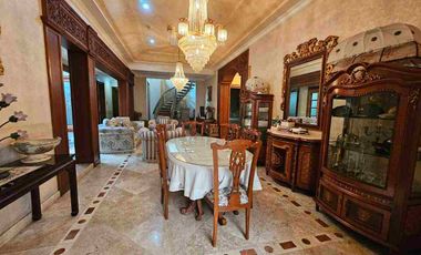 Rumah Klasik Mewah Baciro Gondokusuman kota Jogja.FULLY FURNISHED.