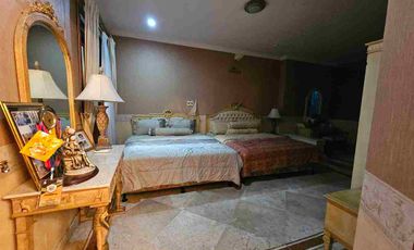 Rumah Klasik Mewah Baciro Gondokusuman kota Jogja.FULLY FURNISHED.