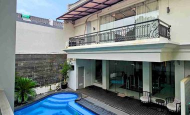 DIJUAL RUMAH MEWAH DG MODERN CLASICC DG PRIVAT POOL & GYM, TEBET JAKARTA SELATAN