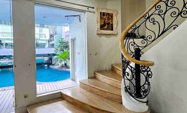 DIJUAL RUMAH MEWAH DG MODERN CLASICC DG PRIVAT POOL & GYM, TEBET JAKARTA SELATAN