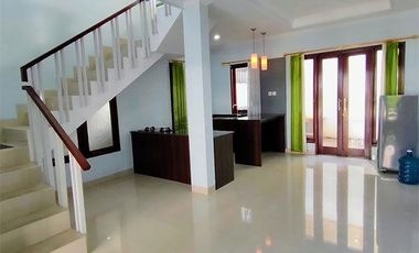 AMR-253.PAS.Y | Rumah Sewa Tahunan di Jepun Pipil Residence – Penatih, Gatot Subroto Timur