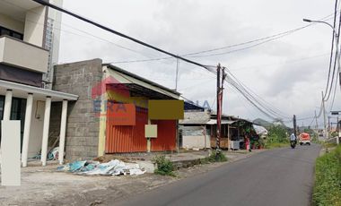 Ruko Pinggir Jalan Raya Dekat Kampus UMM Eks Toko Bangunan, View Pegunungan, Potensi Usaha
