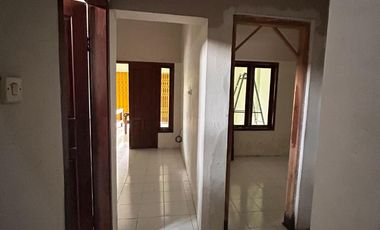 Di Jual Ruko 2 Lantai Lokasi Cantelan Ketandan Klaten Utara